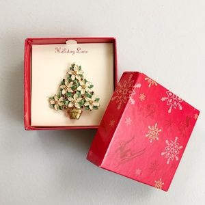 HOLIDAY LANE White Poinsettia Tree Christmas Brooch Lapel Pin NIB VTG Bon Marche
